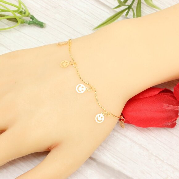 "Trendy Handmade Bracelet – A Thoughtful Gift for Girls & Women | UNVRC1038 - Picture 2 of 10